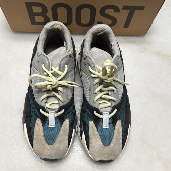 Yeezy Boost 700 'Wave Runner' 2017 - Picture 5 of 9